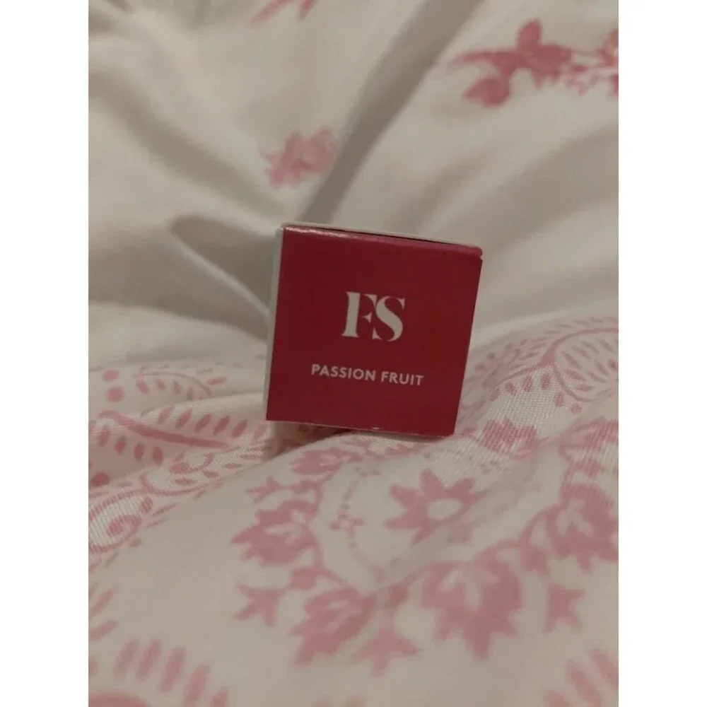 Fenty Treatz Hydrating + Strengthening Lip Oil